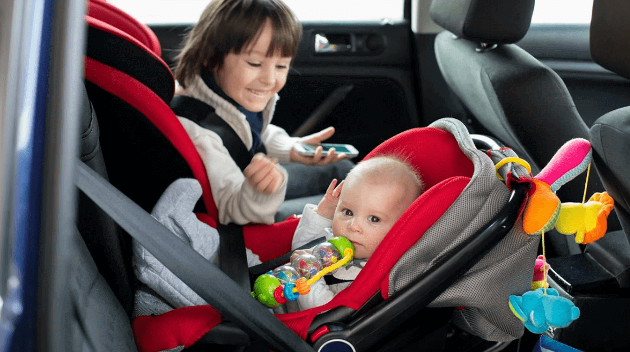 Consejos para viajes largos con tu bebé recién nacido